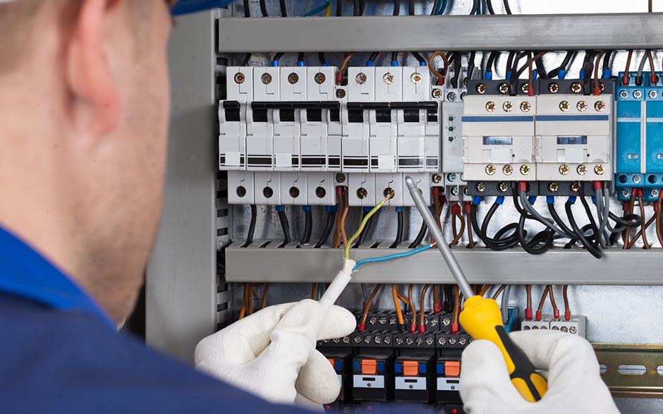 électricien urgence Louvres