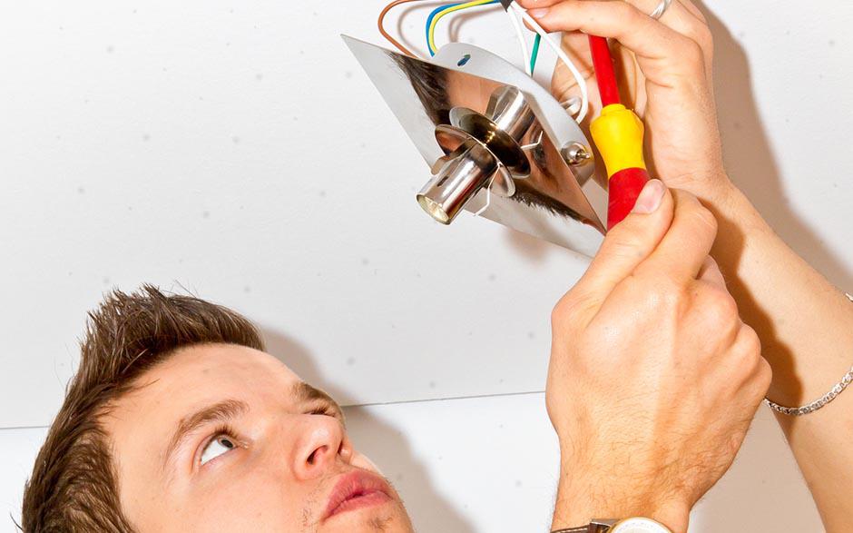 électricien urgence Louvres